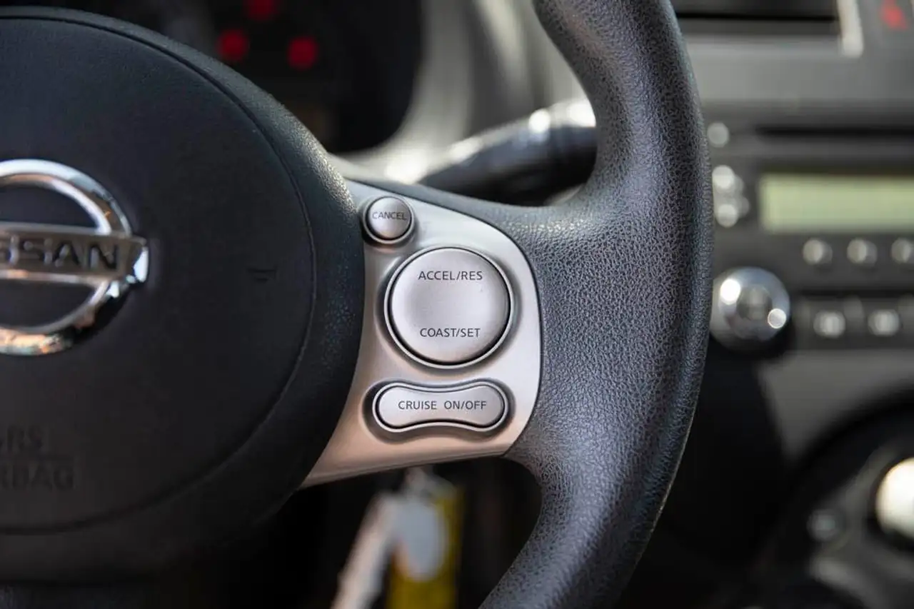 Nissan Micra снимка Nissan Micra