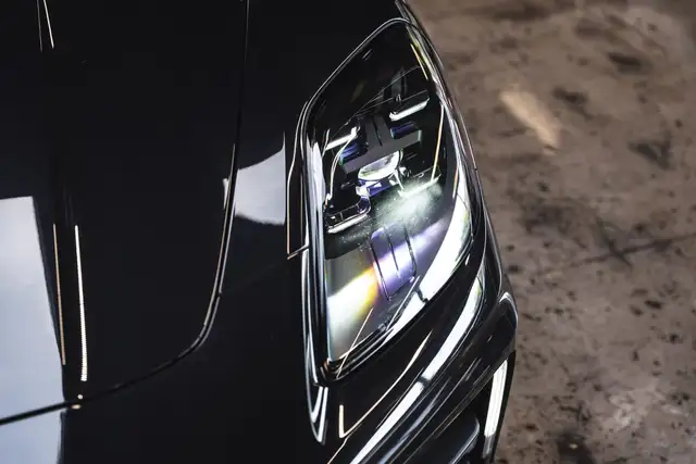 Porsche Panamera view 9