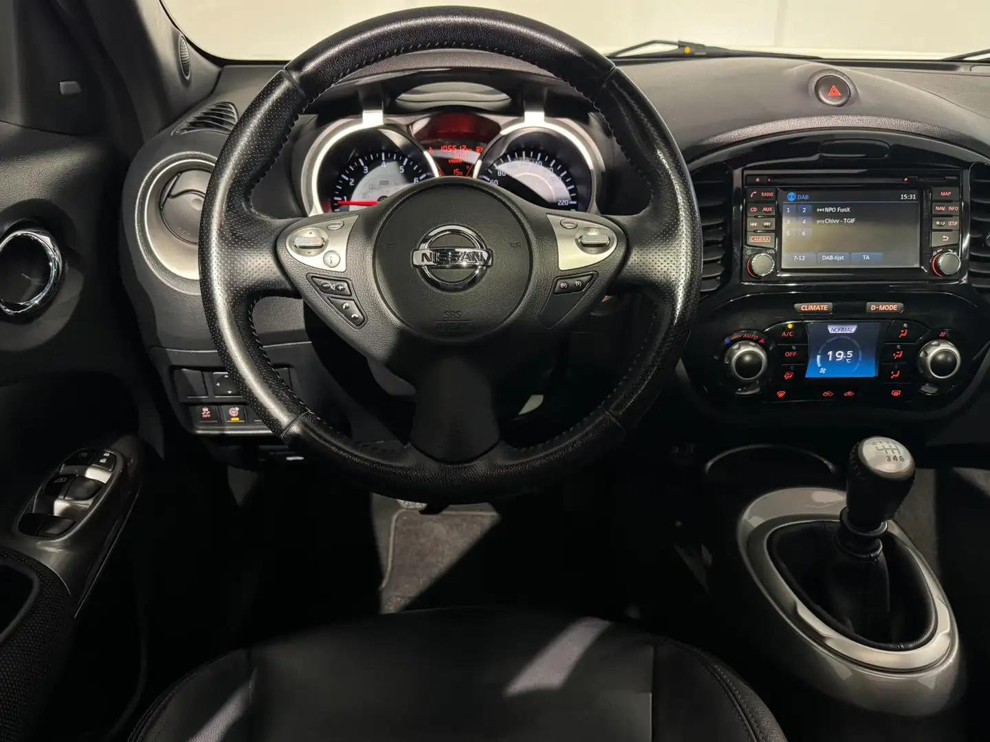 Nissan Juke 1.2 DIG-T S/S Tekna /Clima/Cruise/PANO/Keyless/360 Blanc - 2