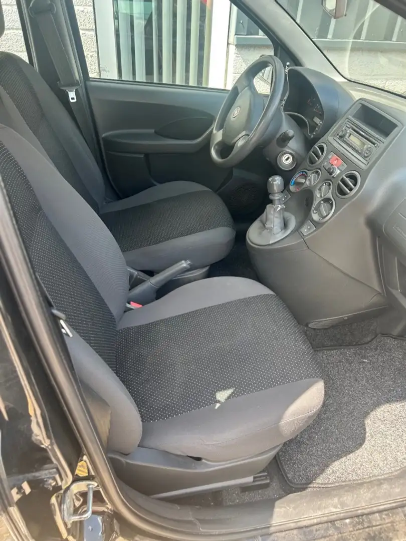 Fiat Panda 1.2 SKY Zwart - 2