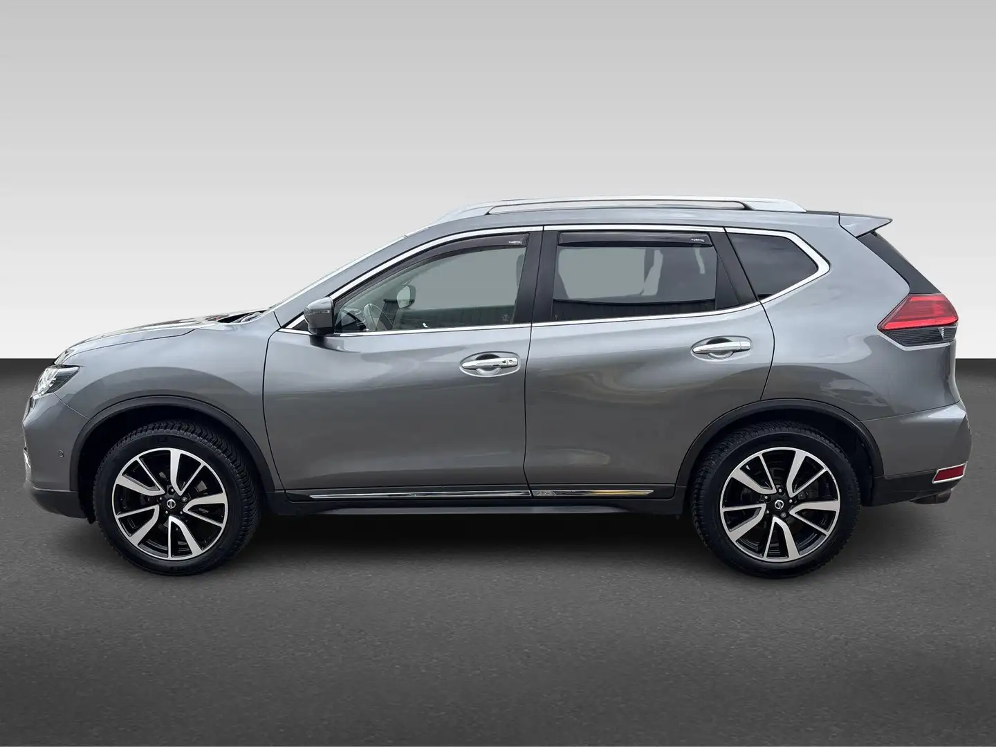 Nissan X-Trail 1.3 DIG-T Tekna  | automaat | 160PK leder | schuif Grijs - 2