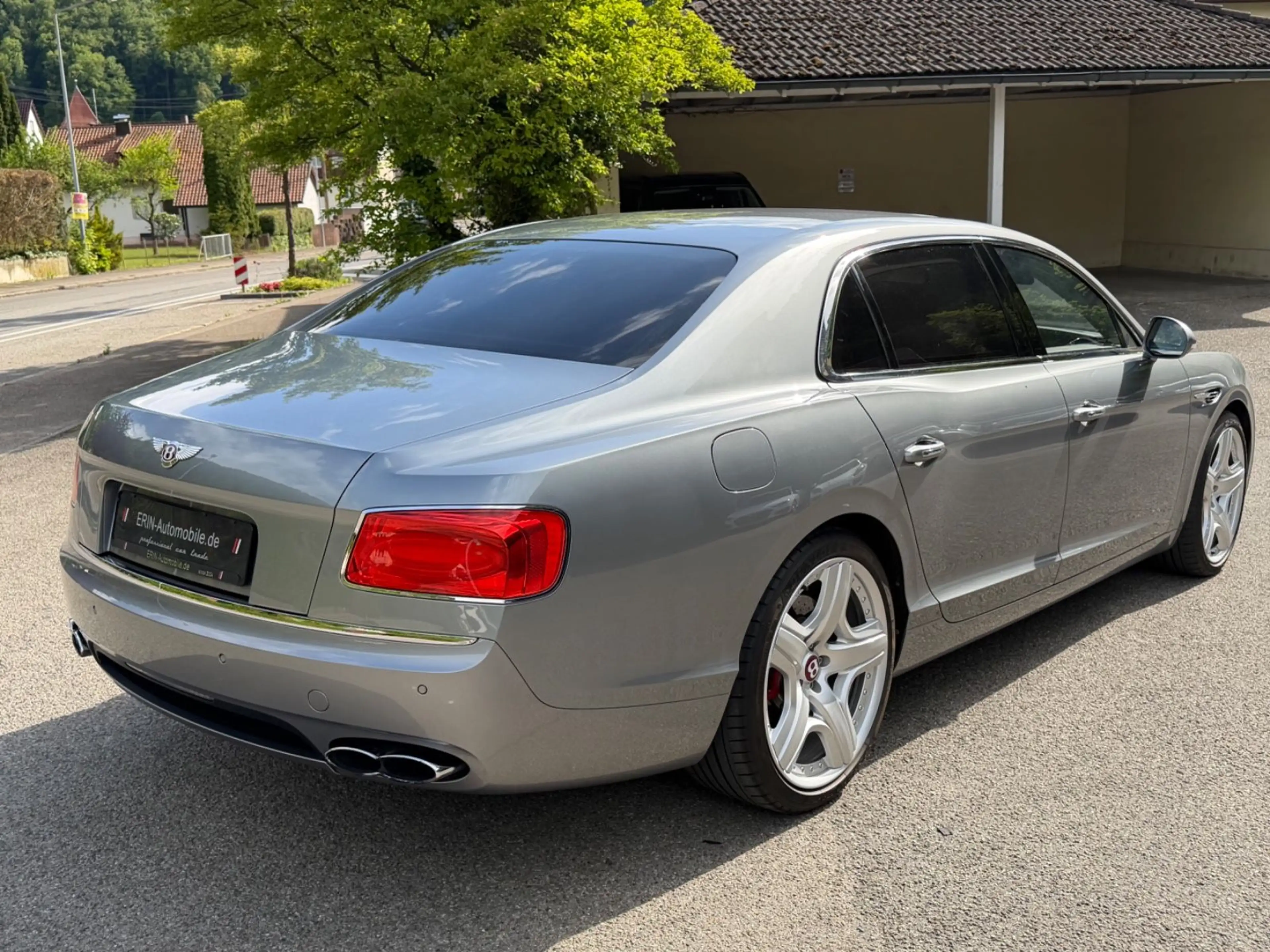 Bentley Flying Spur V8 * RSE+TV/MULLINER 21 ZOLL/ ACC*1A — photo 3
