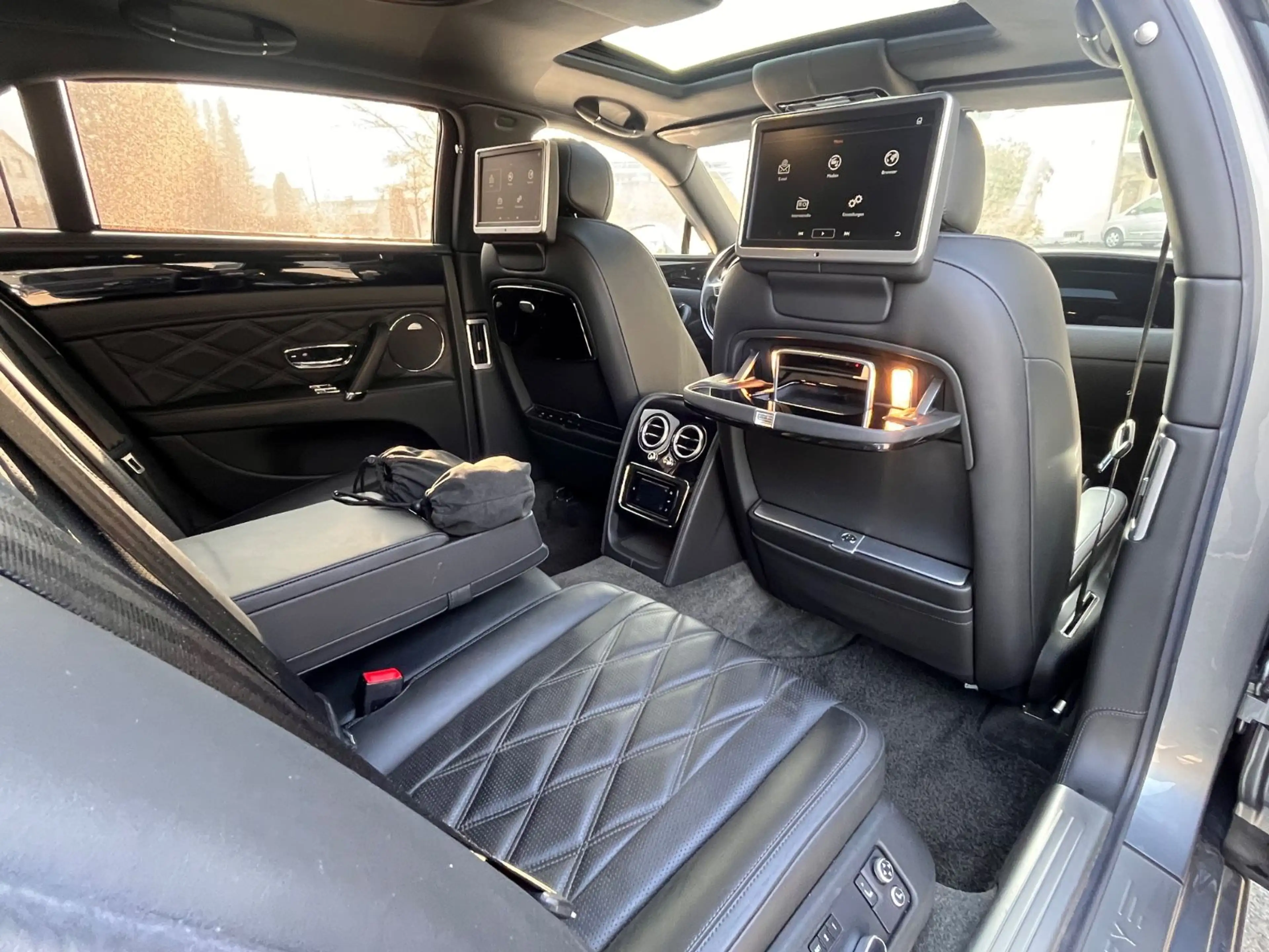 Bentley Flying Spur V8 * RSE+TV/MULLINER 21 ZOLL/ ACC*1A — photo 2