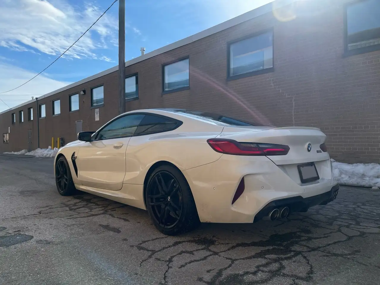 BMW M8 снимка BMW M8