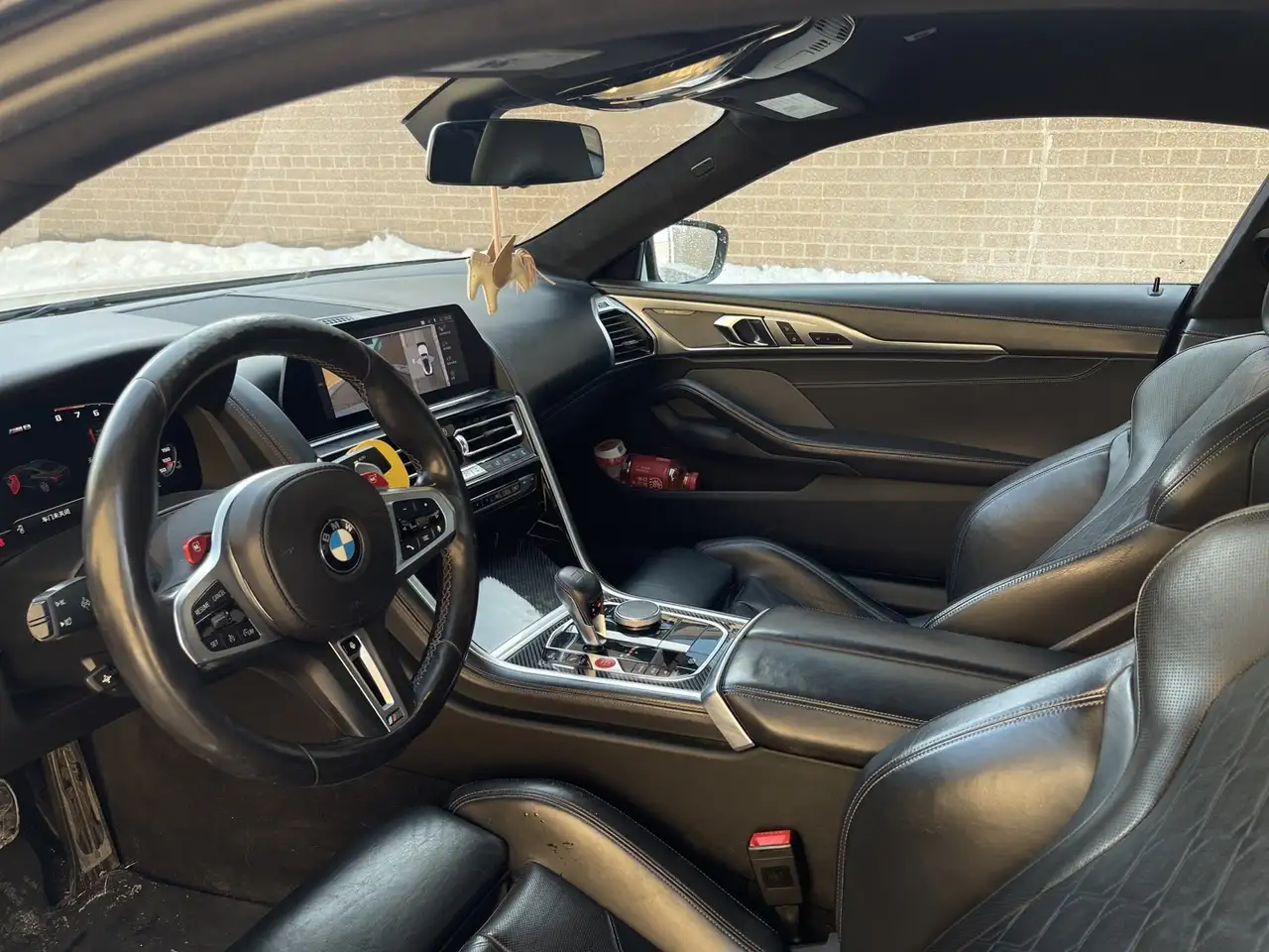 BMW M8 снимка BMW M8