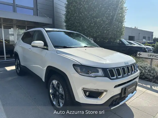 Jeep Compass view 3