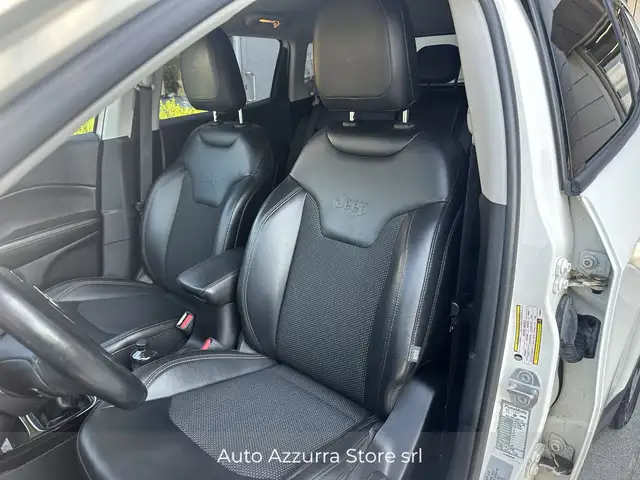 Jeep Compass view 11