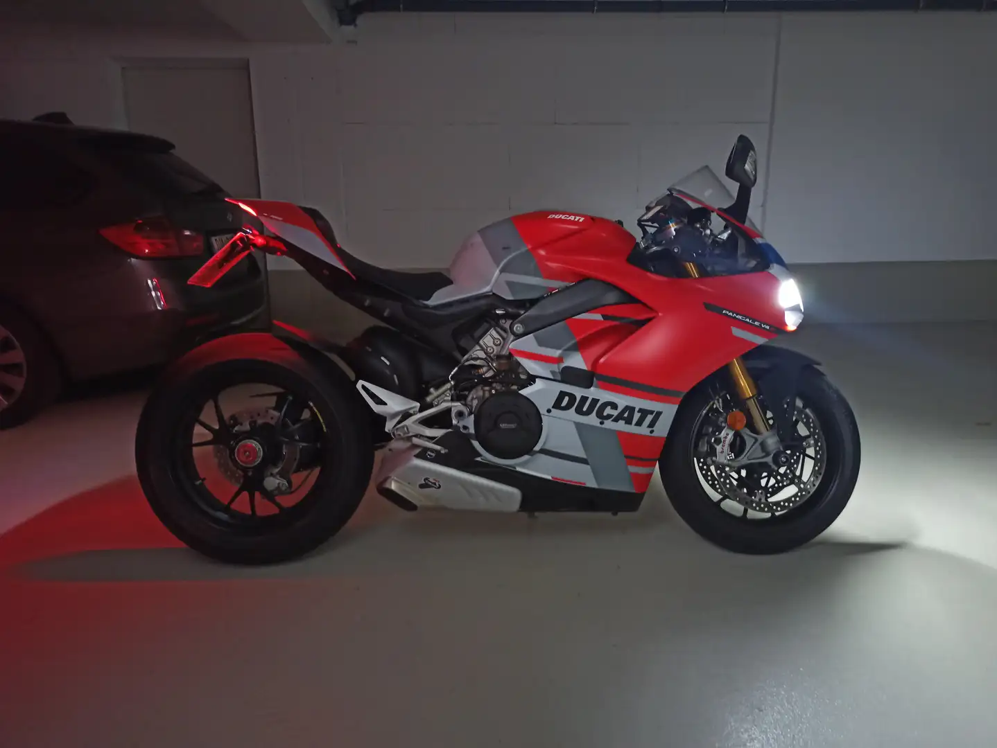 Ducati Panigale V4 S GP CORSE Livery Special Roşu - 1