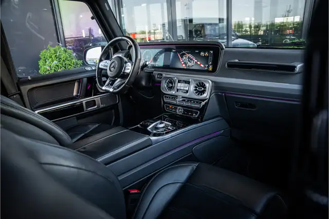 Mercedes-Benz G-Class view 10