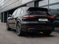 Porsche Cayenne Turbo S E-Hybrid III Schwarz - thumbnail 3