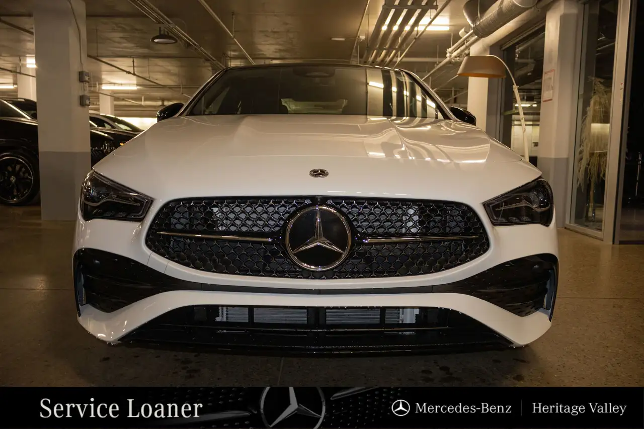 Mercedes-Benz CLA снимка Mercedes-Benz CLA