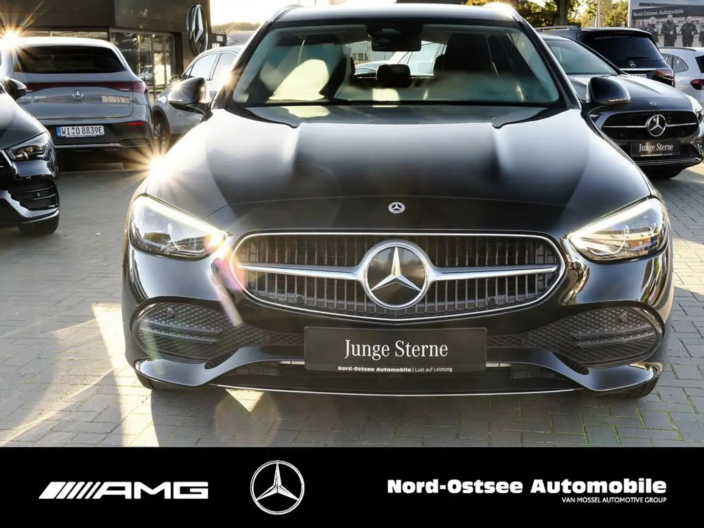 Mercedes-Benz C 220 d T Avantgarde AHK LED 18" Kamera Navi 9G Noir - 2