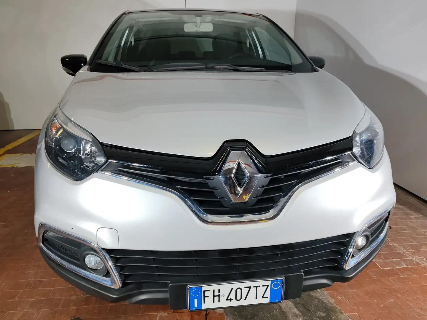 Renault Captur Captur 0.9 tce Zen 90cv E6 Argento - 2