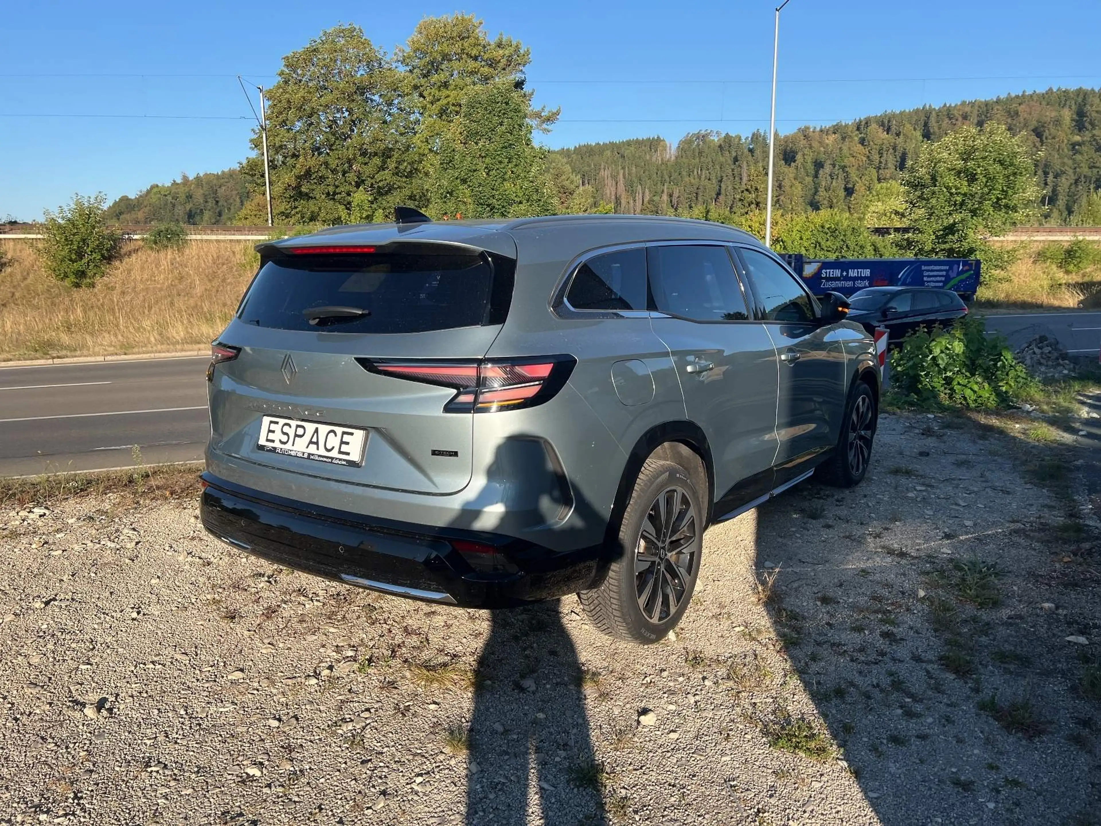 Renault Espace VI 1.2 E-TECH Hybrid 200 Techno 7-Sitze — photo 3