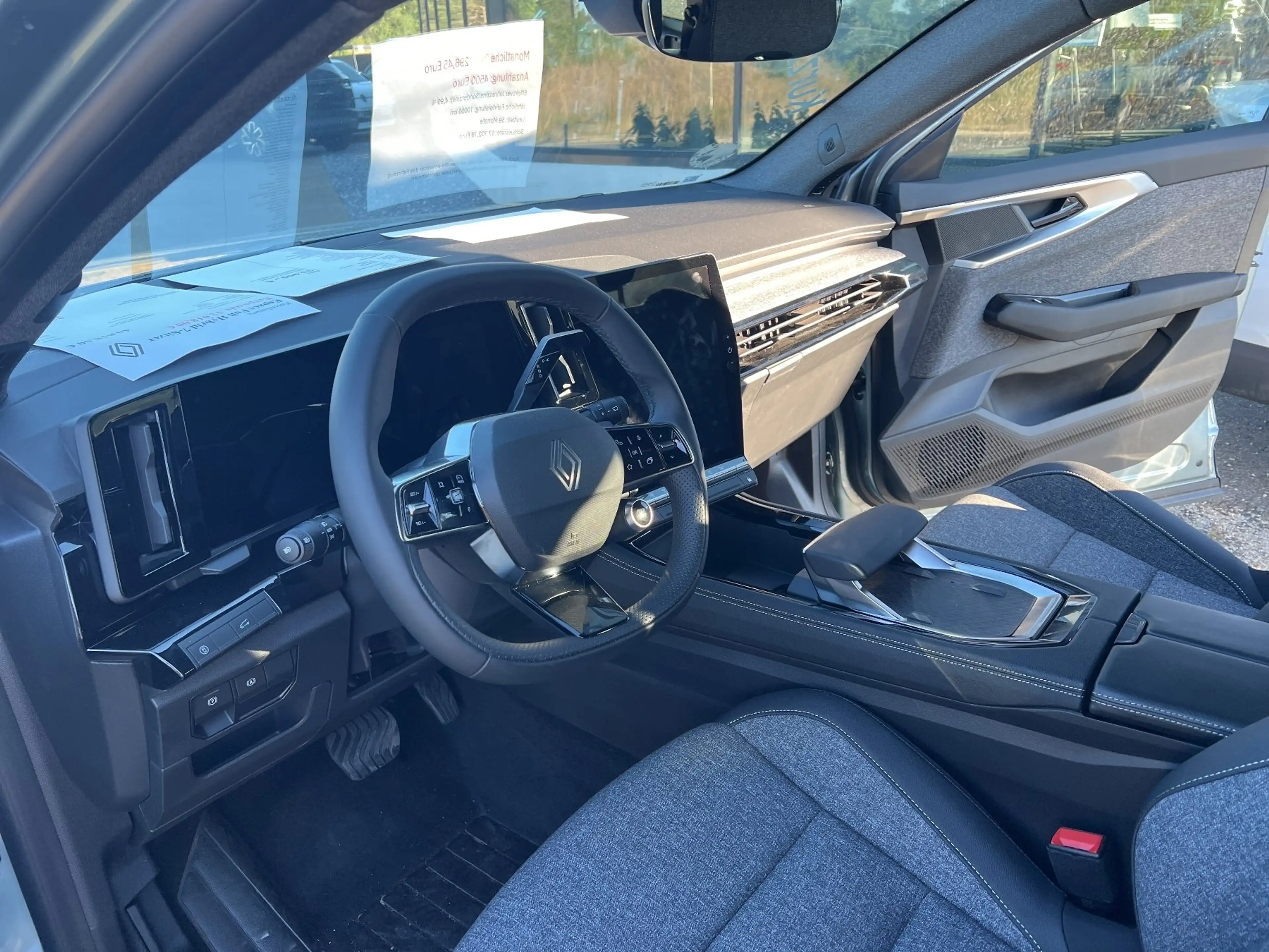 Renault Espace VI 1.2 E-TECH Hybrid 200 Techno 7-Sitze — photo 7