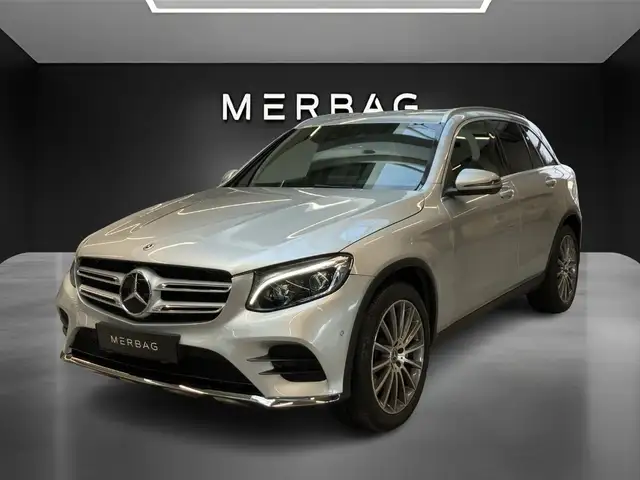Mercedes-Benz GLC 250 4MATIC AMG Line
