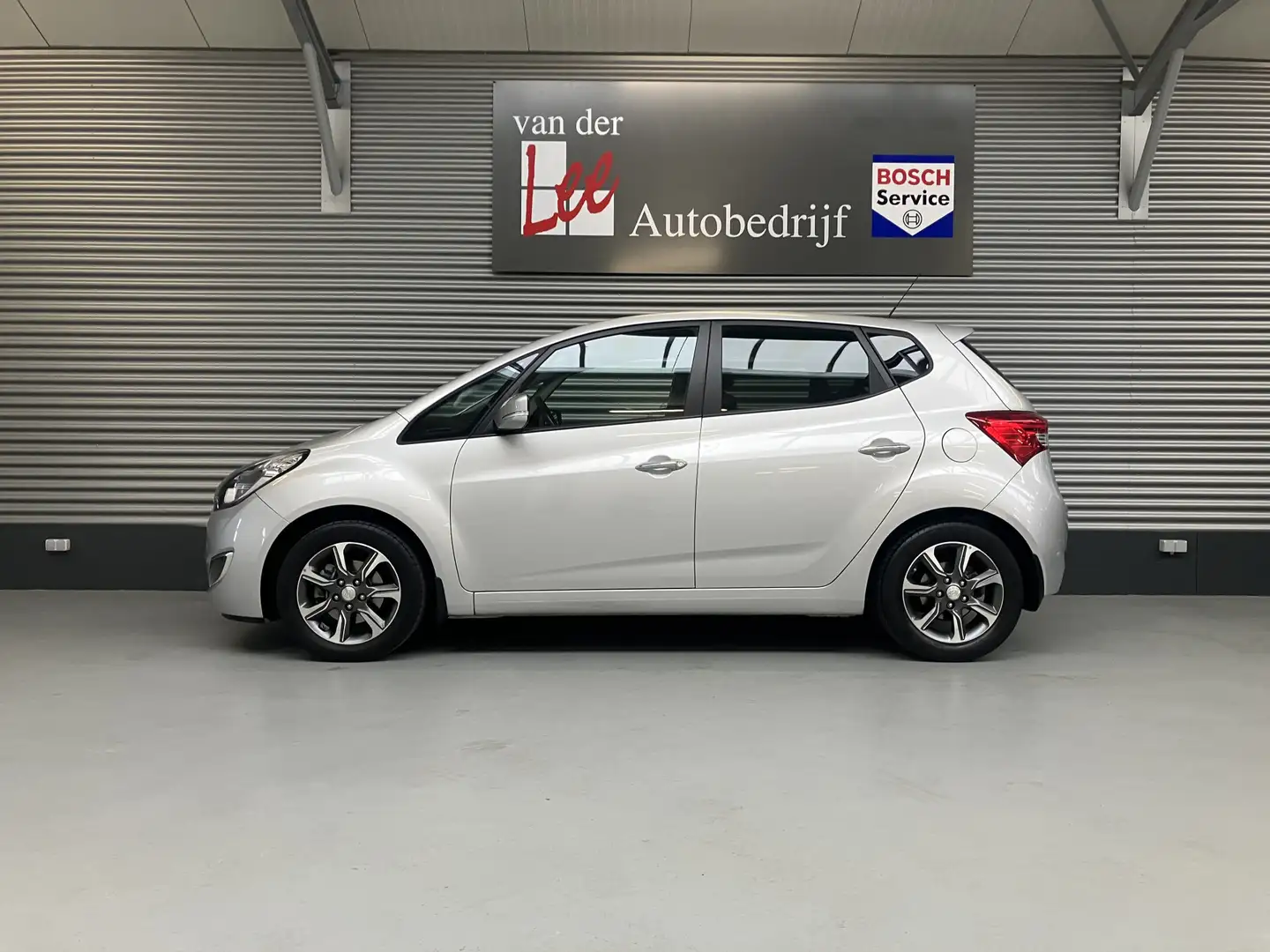 Hyundai iX20 1.4i Go! NAVI/CRUISE/TREKH/PDC/CAM/ENZ Grijs - 2