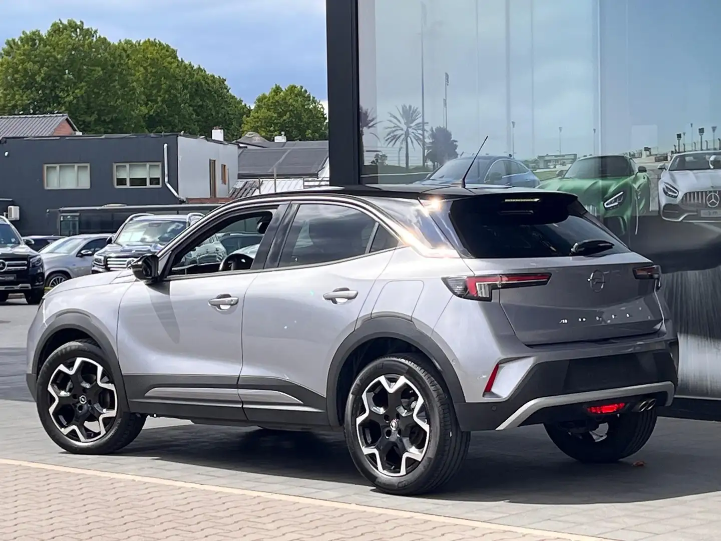 Opel Mokka 1.2 Turbo 96kW S/S Auto Edition Zilver - 2