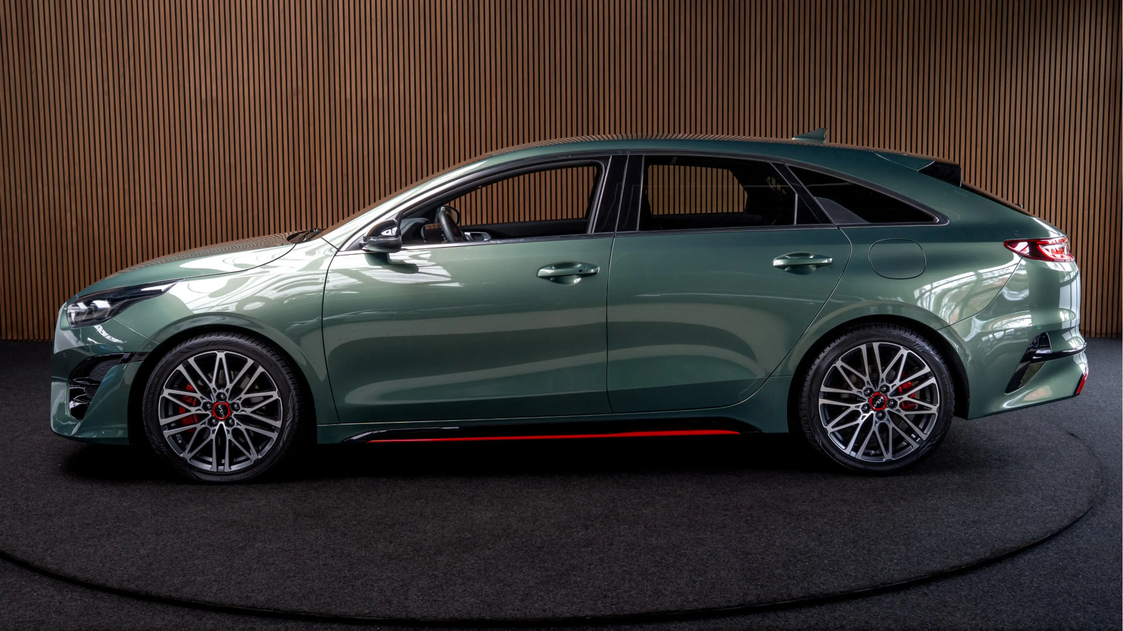 Kia ProCeed / pro_cee'd 1.6 T-GDi GT 204pk Leer Camera Memory seats Navi P — photo 2