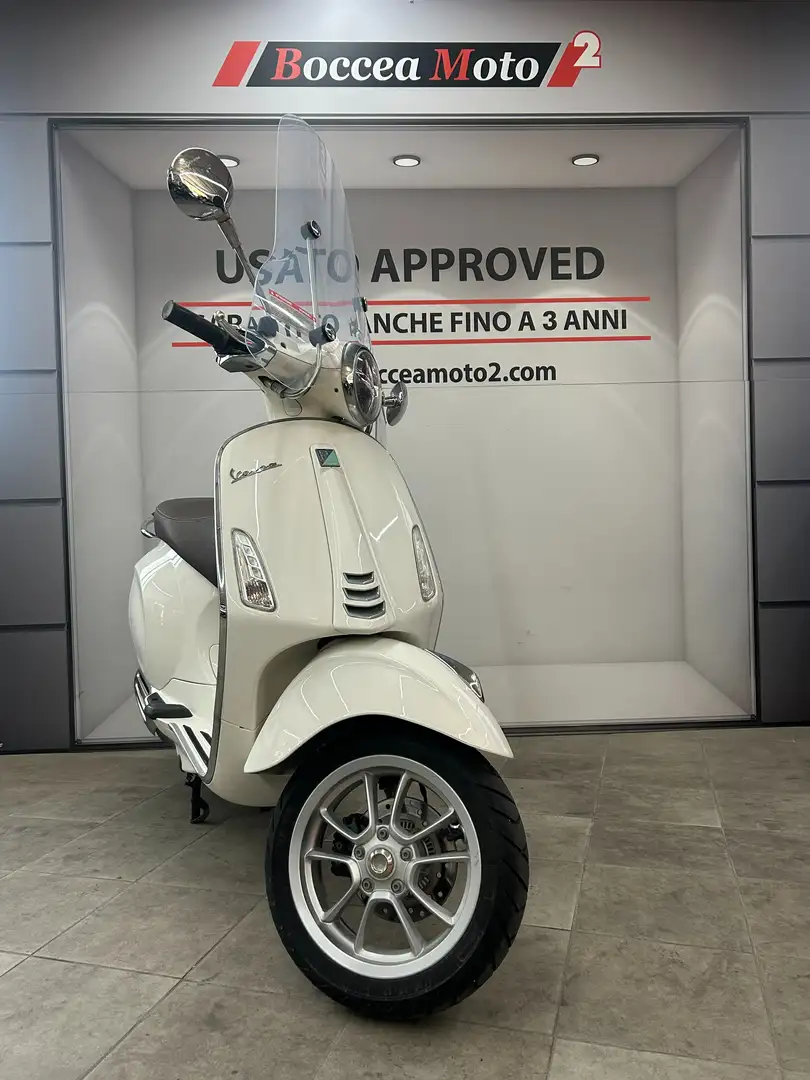 Vespa Primavera 150 3V Weiß - 1