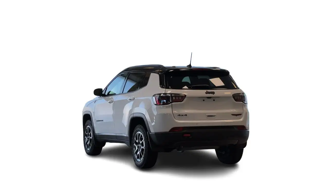 Jeep Compass снимка Jeep Compass