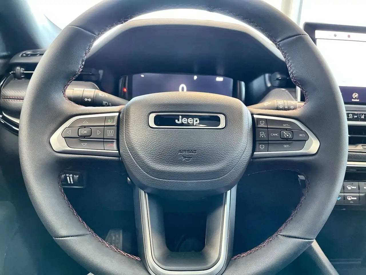 Jeep Compass снимка Jeep Compass
