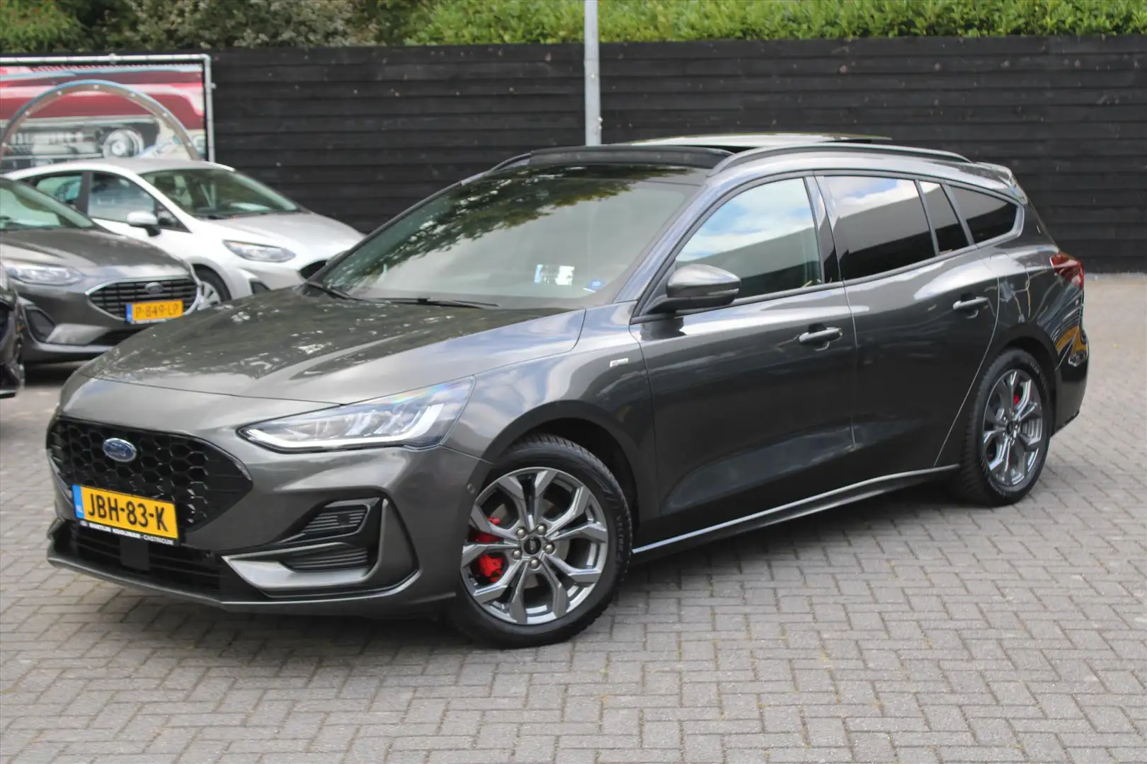 Ford Focus 1.0 EcoBoost Hybrid 155pk Automaat ST-Line X, Lede Gris - 2