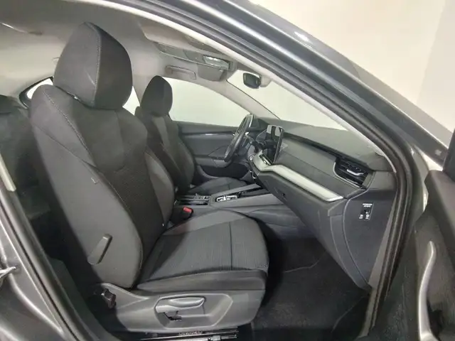 Skoda Octavia view 5