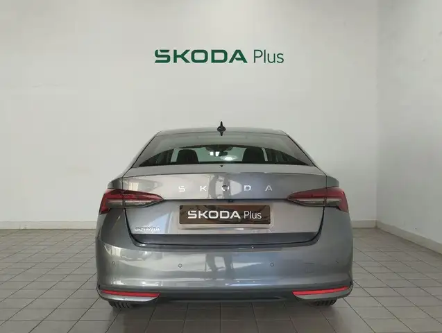 Skoda Octavia view 9