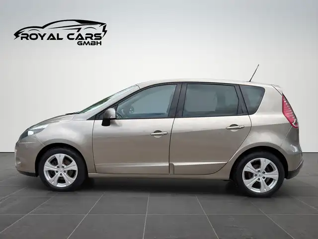 Renault Scenic view 4