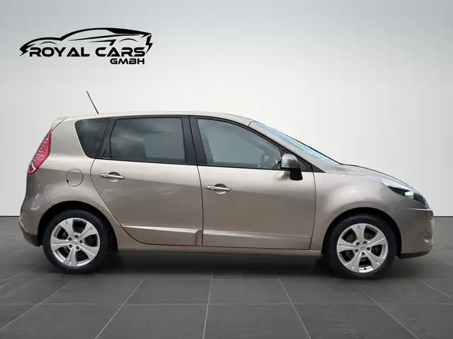 Renault Scenic view 6