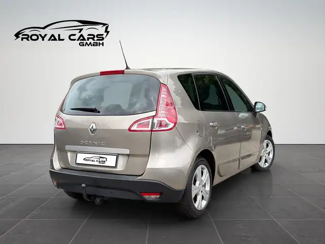 Renault Scenic view 9