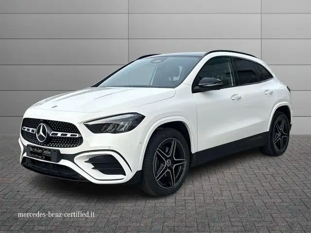 Mercedes-Benz GLA 250 e hybrid EQ AMG Line Advanced Plus