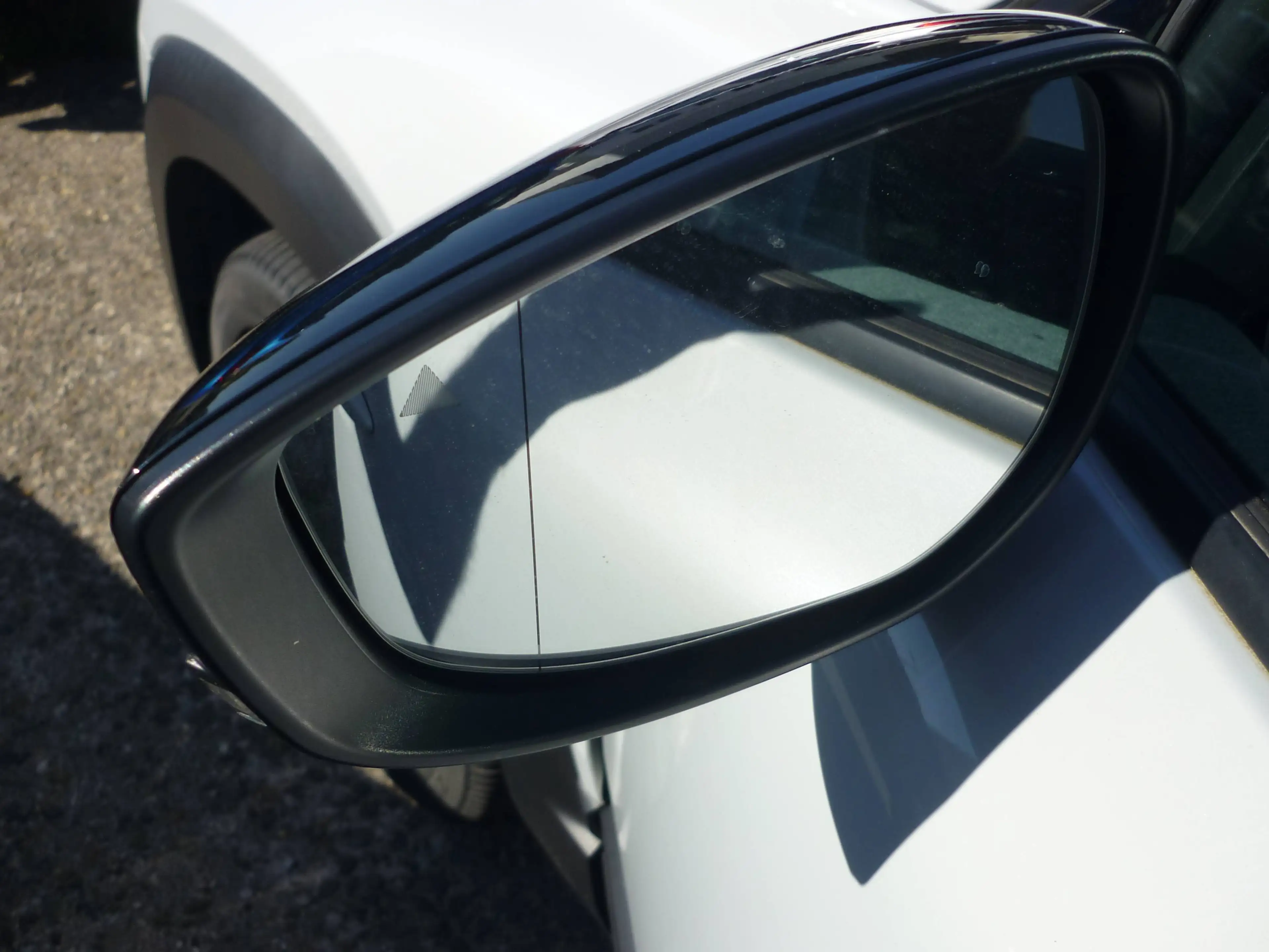 Mazda MX-30 MX-30 e-SKYACTIV — photo 5