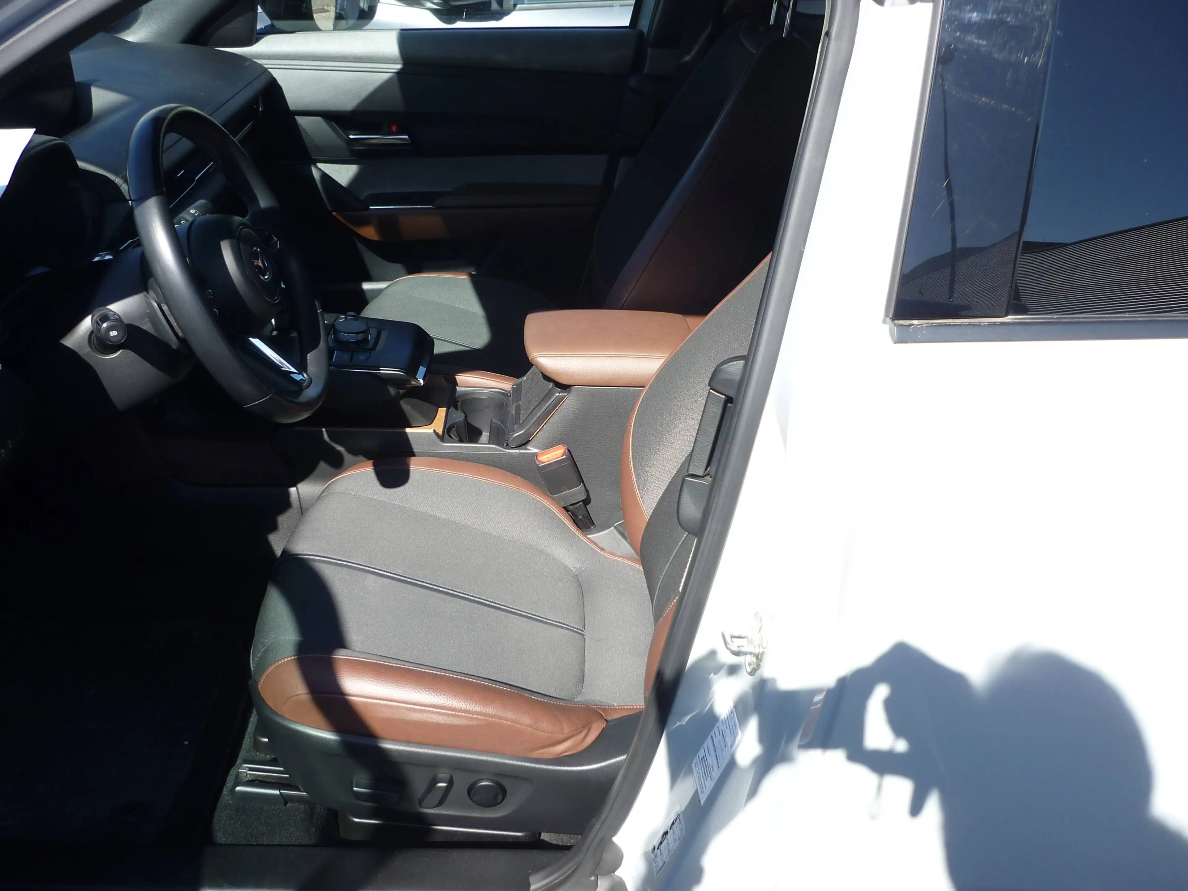 Mazda MX-30 MX-30 e-SKYACTIV — photo 7
