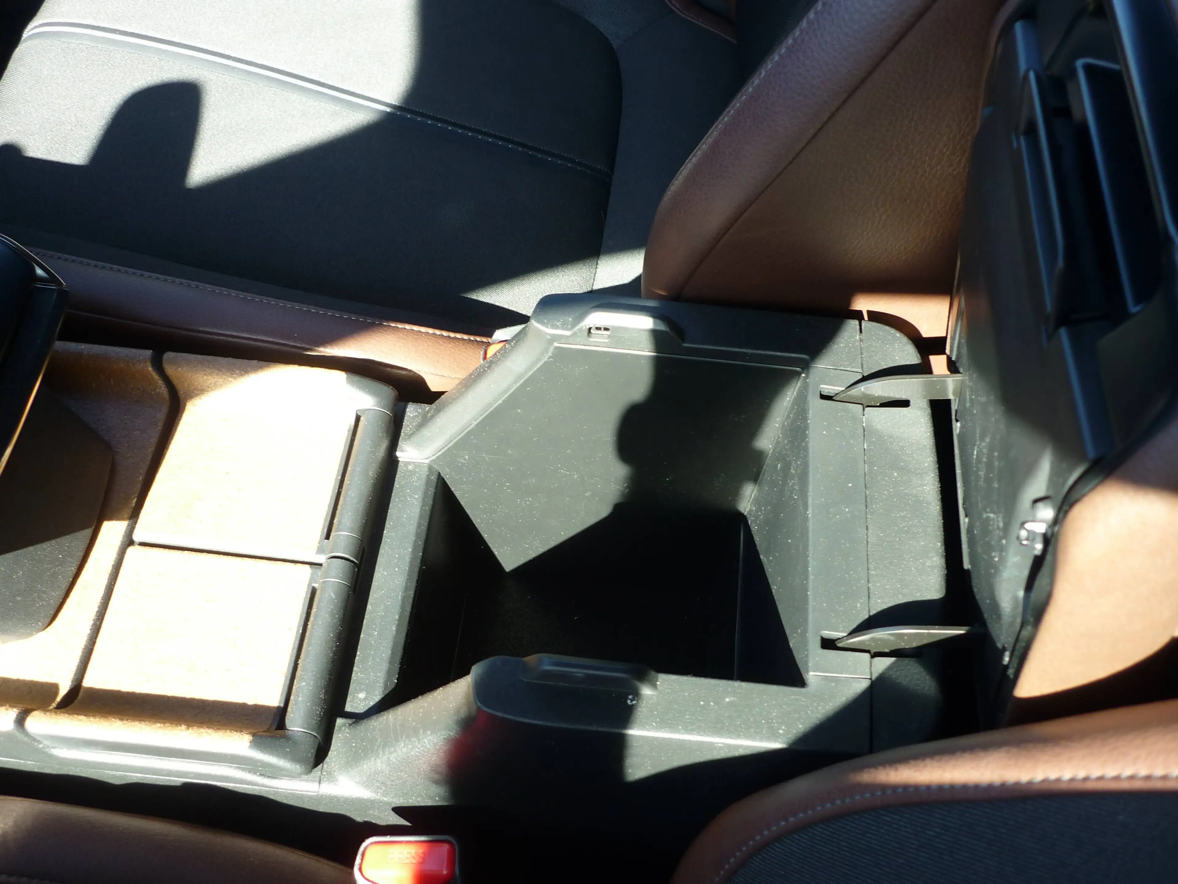 Mazda MX-30 MX-30 e-SKYACTIV — photo 12