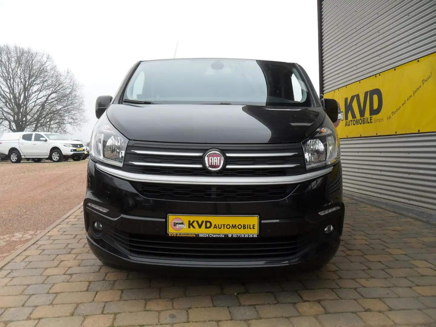 Fiat Talento Kombi L2H1 1,2t Family 8 Sitzpl. Černá - 2