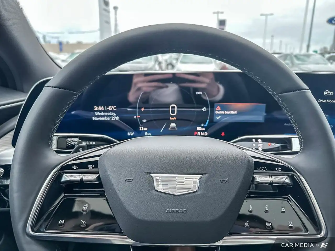 Cadillac Lyriq снимка Cadillac Lyriq