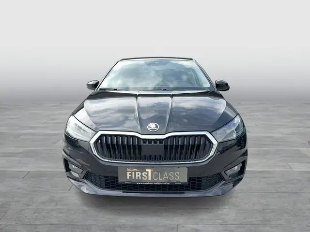 Skoda Fabia view 2