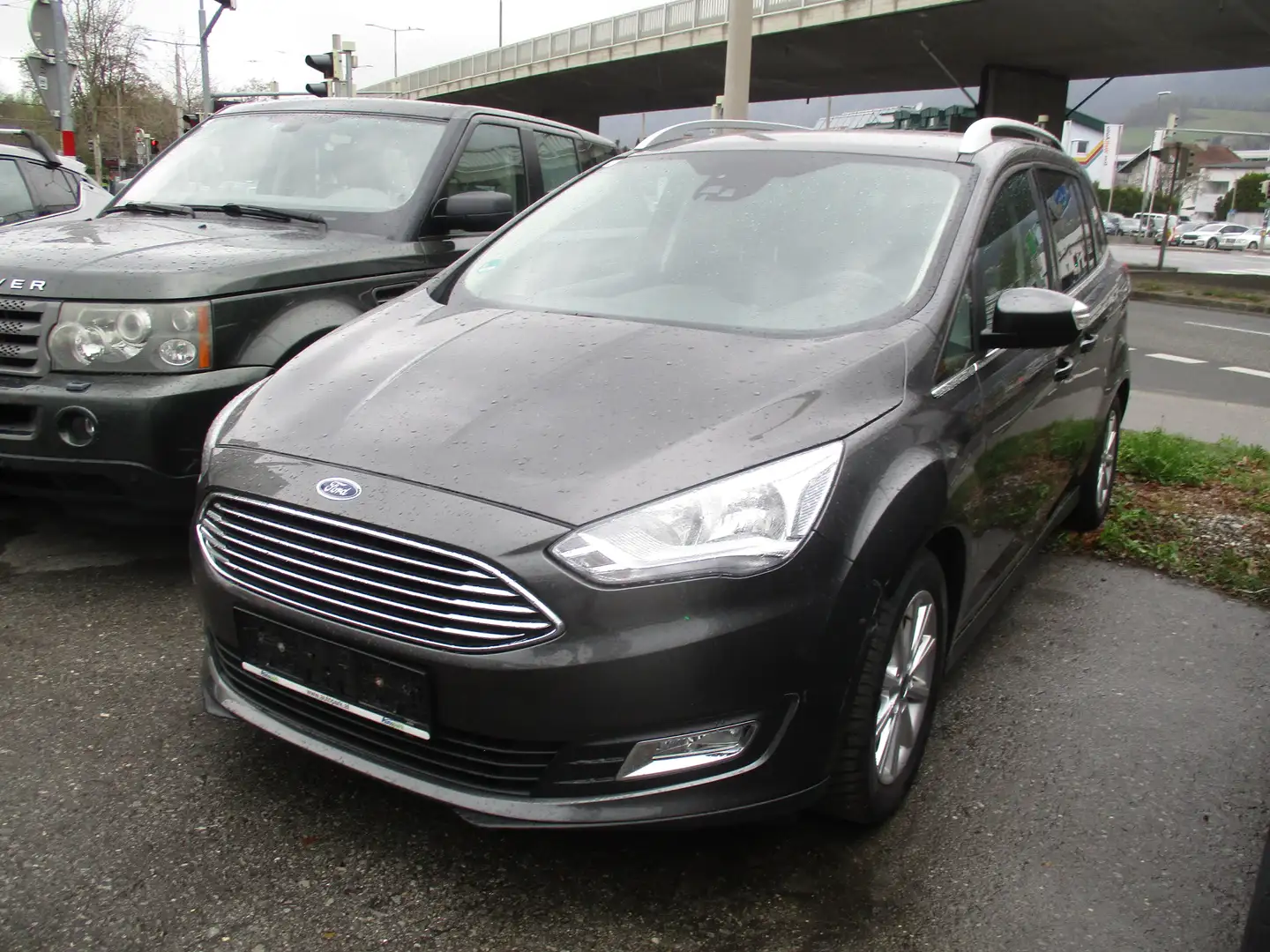 Ford Grand C-Max Titanium Grau - 1