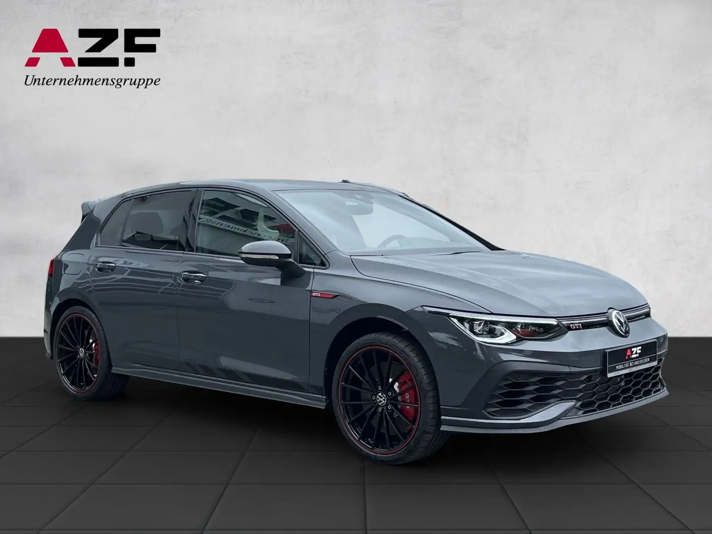 Volkswagen Golf GTI Clubsport 2.0 TSI OPF DSG Grey - 2