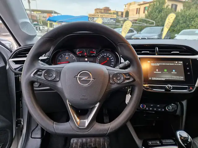 Opel Corsa view 9
