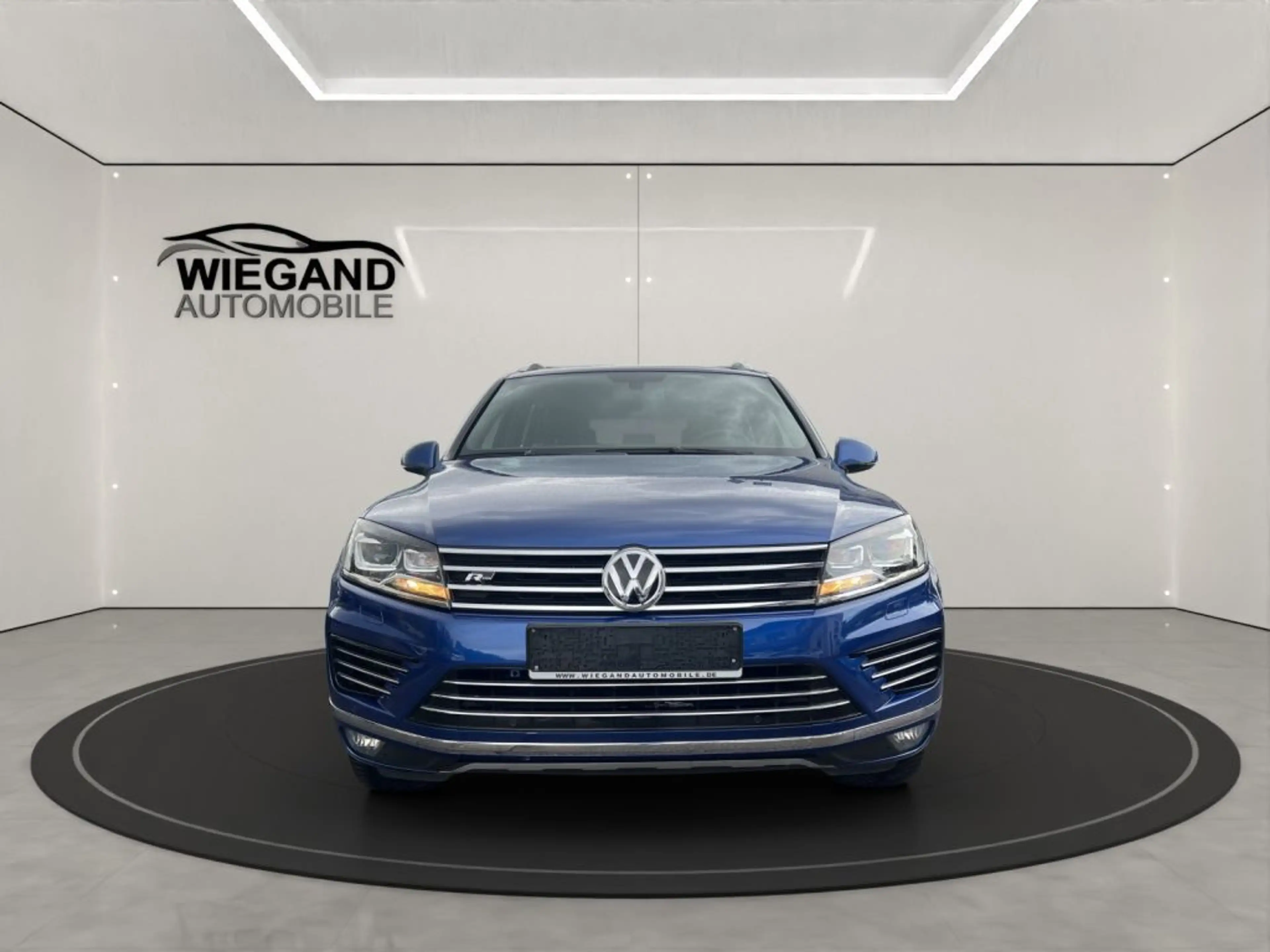 Volkswagen Touareg 3.0 V6 TDI SCR Blue Motion DPF Automatik — photo 8