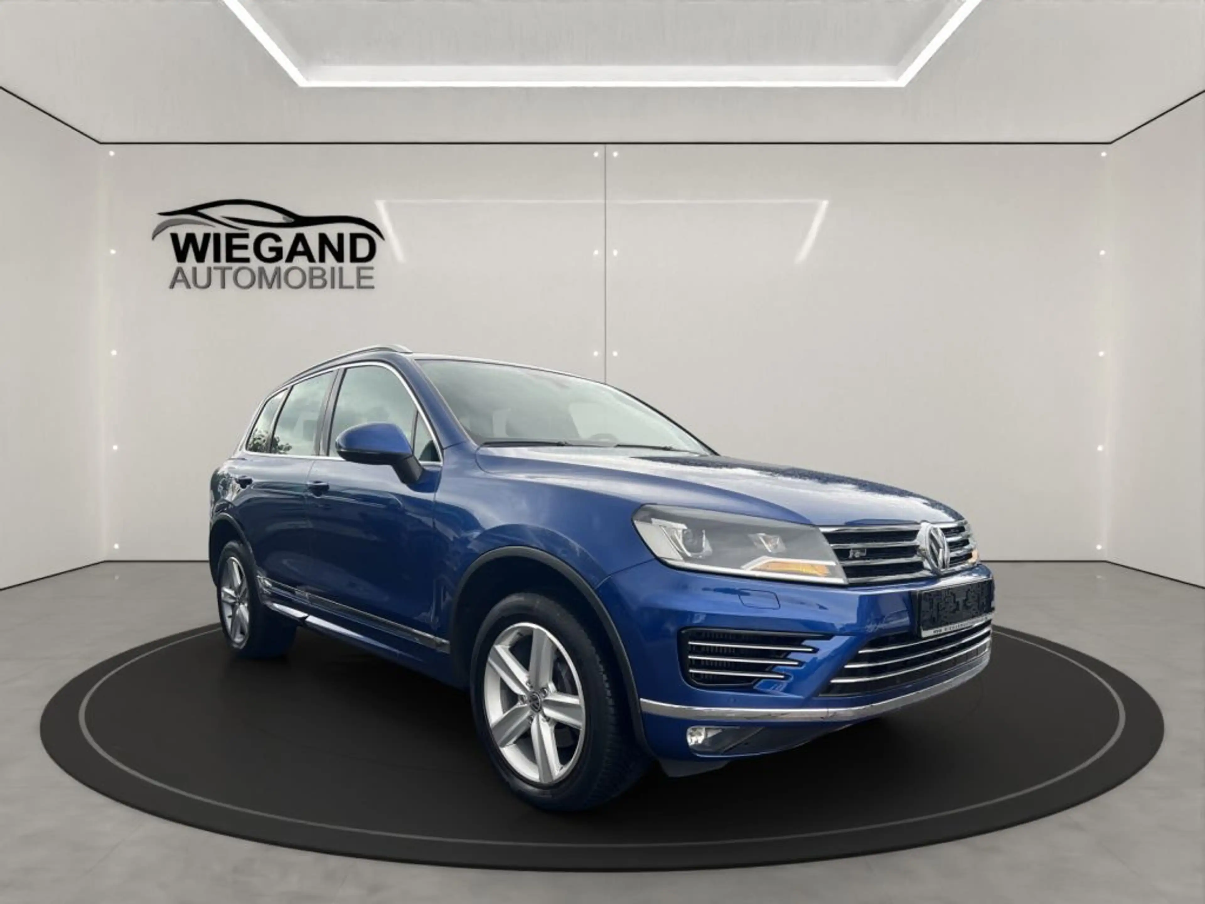Volkswagen Touareg 3.0 V6 TDI SCR Blue Motion DPF Automatik — photo 7
