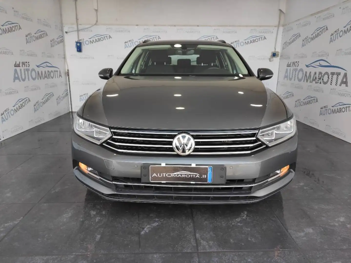 Volkswagen Passat Variant Variant 2.0 tdi Business (businessline) 150cv dsg Gris - 2