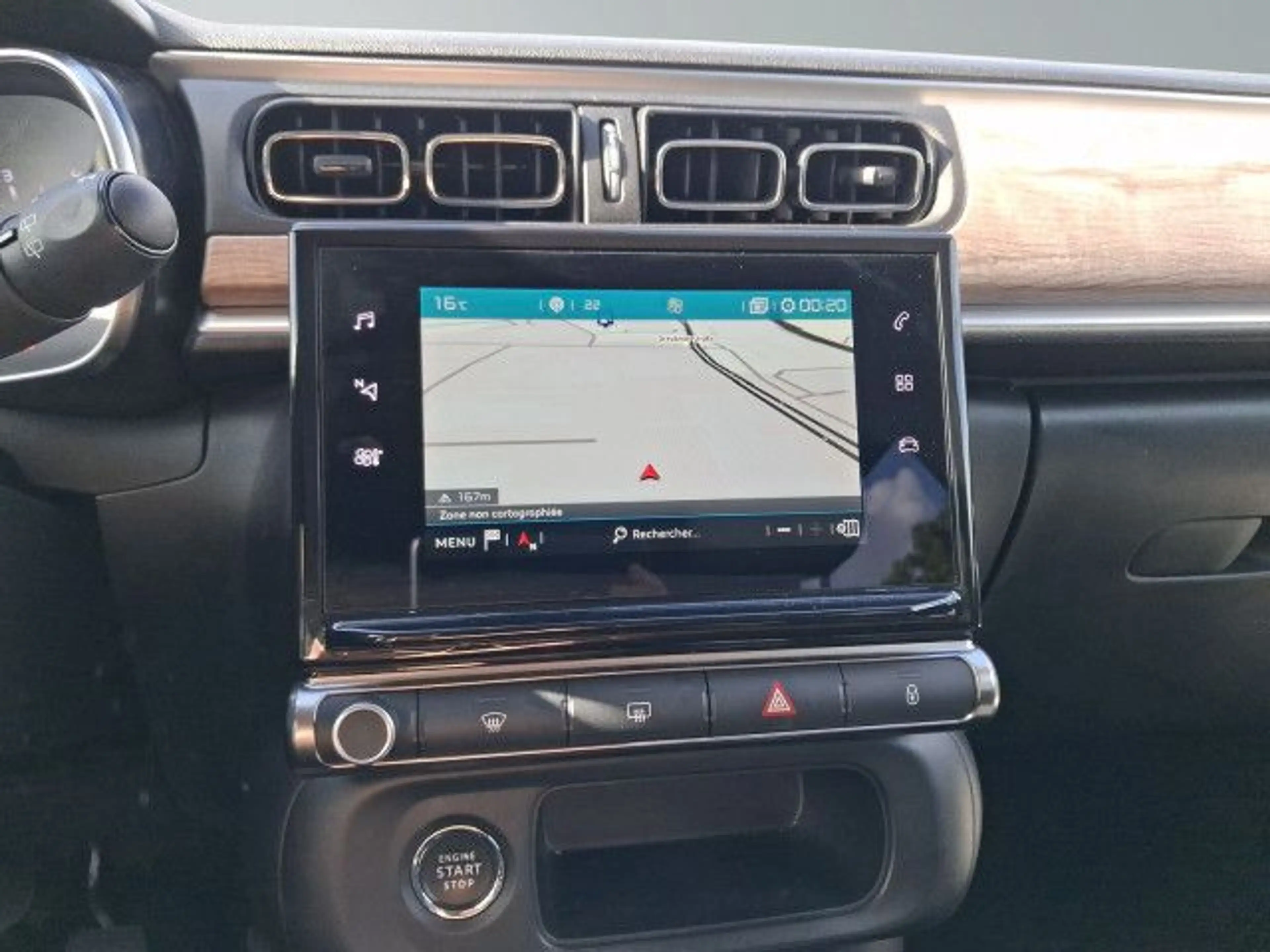Citroen C35 C3 Pure Tech 82 SHINE Navi LED CarPlay Bluetooth — photo 15