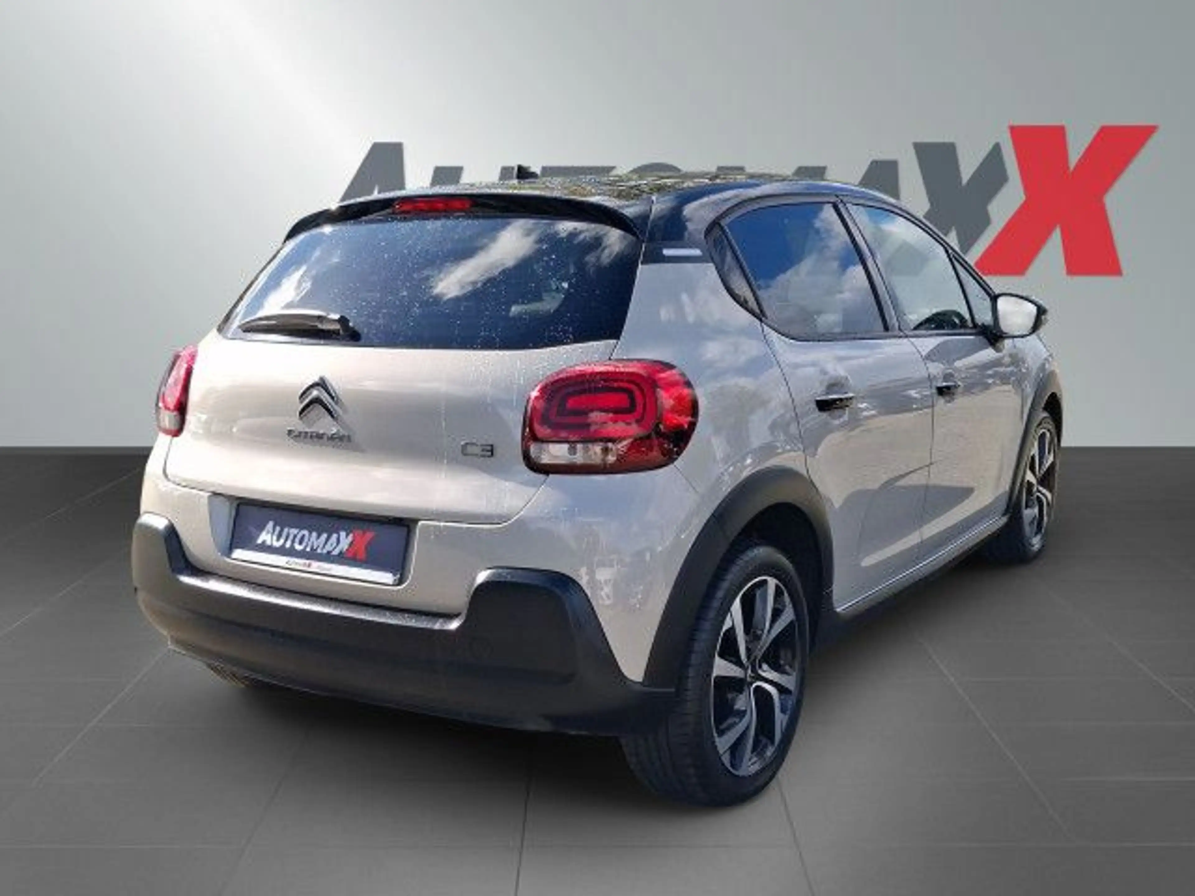 Citroen C35 C3 Pure Tech 82 SHINE Navi LED CarPlay Bluetooth — photo 2