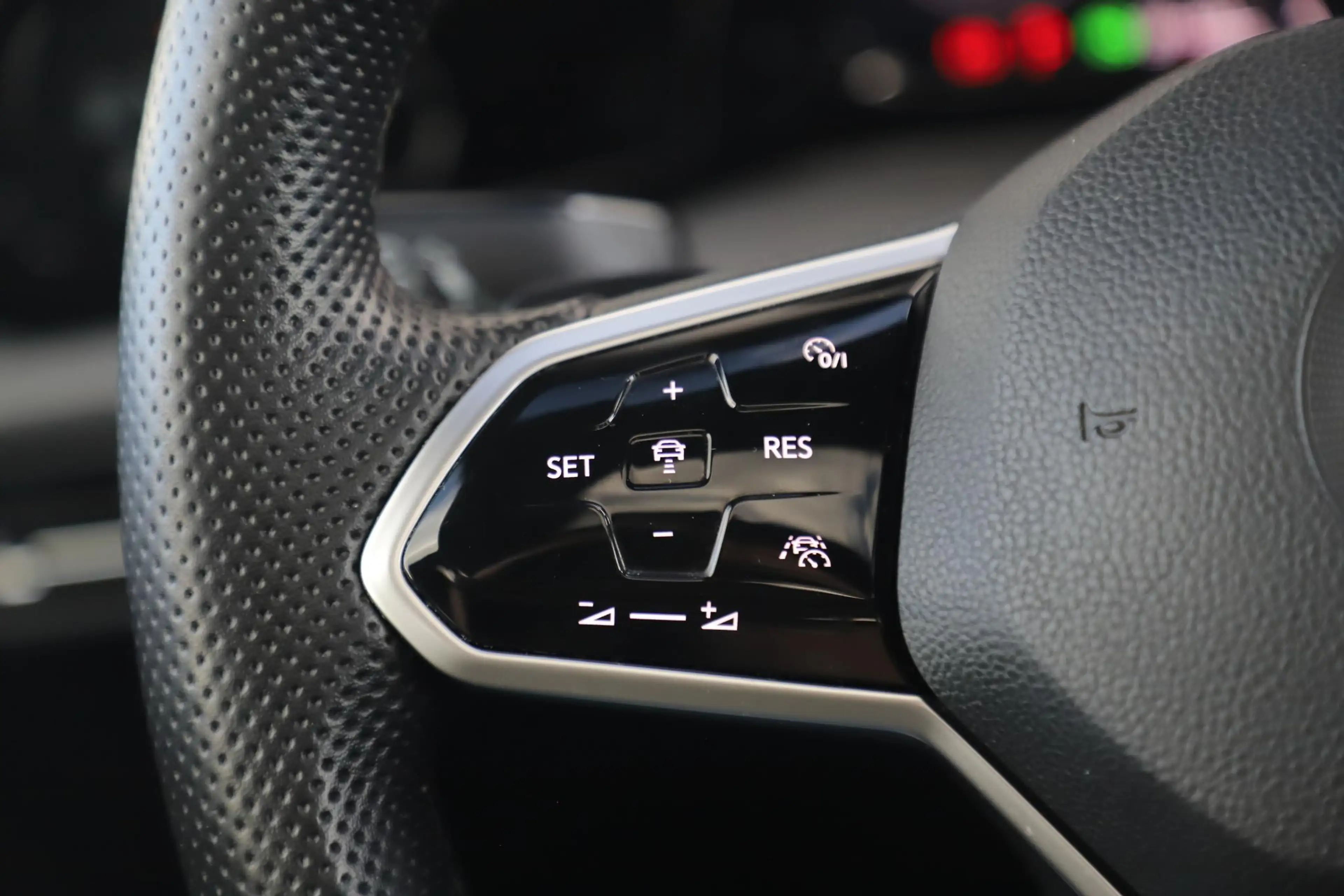 Volkswagen Golf GTE 1.4 eHybrid 245PK SOH 96% Panoramadak IQ Light 19 — photo 21
