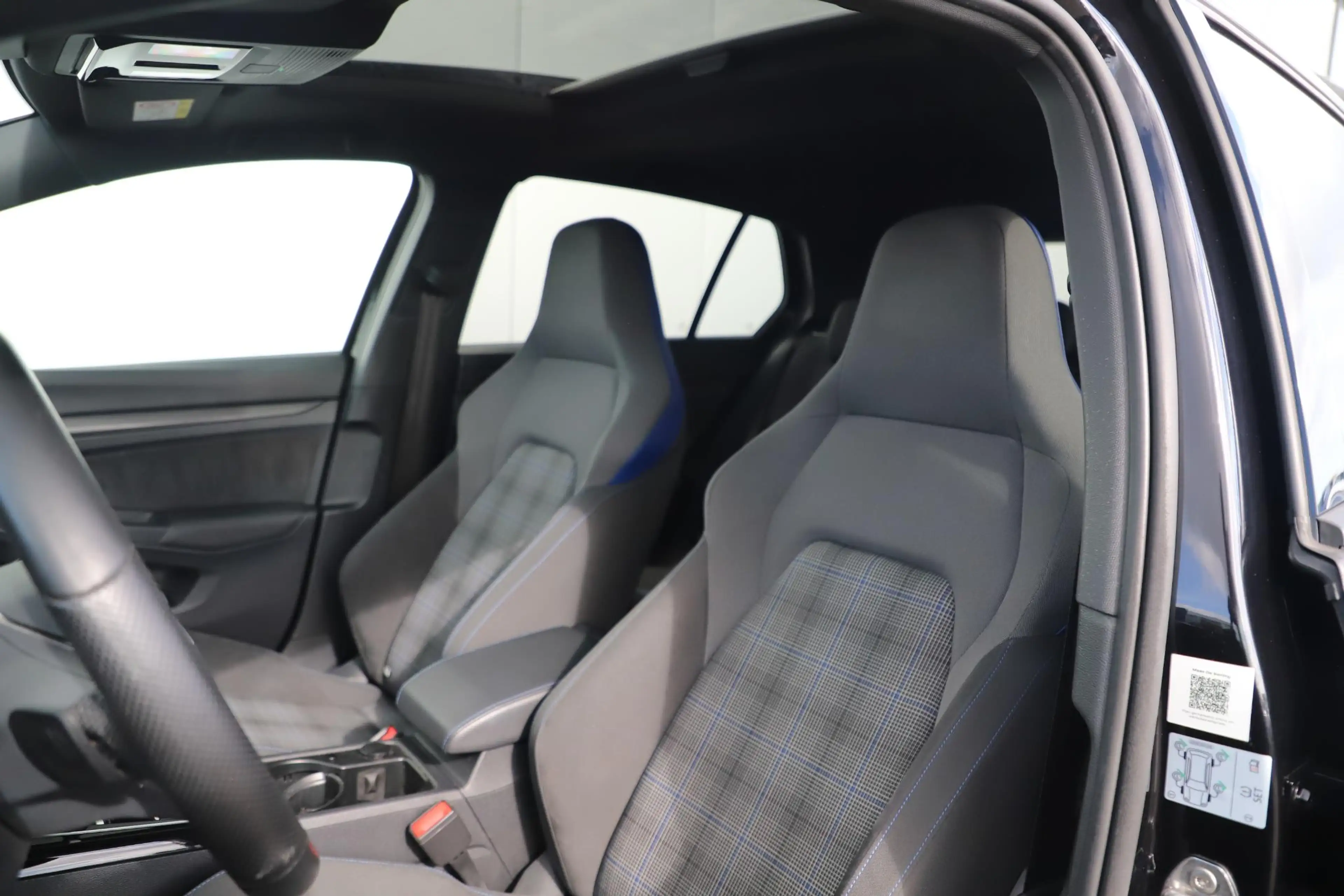 Volkswagen Golf GTE 1.4 eHybrid 245PK SOH 96% Panoramadak IQ Light 19 — photo 12