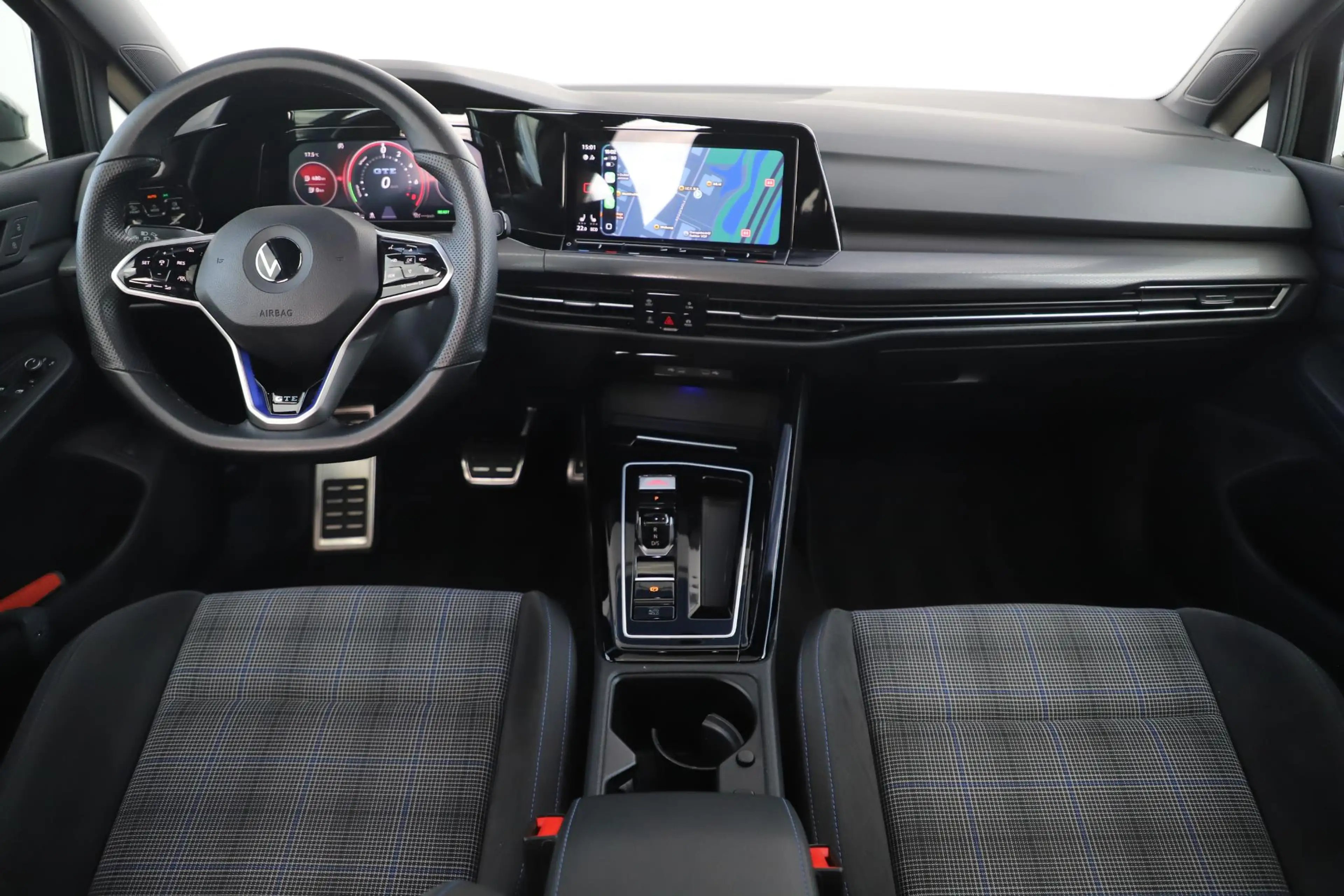 Volkswagen Golf GTE 1.4 eHybrid 245PK SOH 96% Panoramadak IQ Light 19 — photo 16